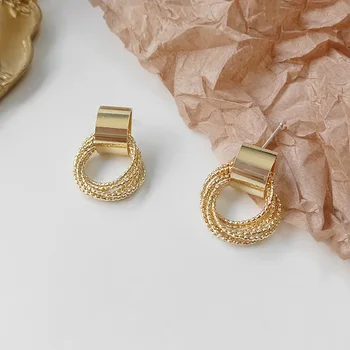 2023 Новые модные серьги-кольца из прозрачной смолы для женщин и девочек, металлические акриловые серьги геометрической формы неправильной формы, вечерние украшения