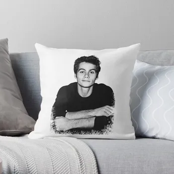 Декоративная подушка Дилана О'Брайена для диванных подушек в гостиной