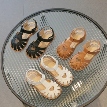 Девушки любят Детские сандалии с выдолбленными пальцами, завернутые в 2023 Летние Новые детские модные пляжные туфли принцессы на плоской подошве, мягкие